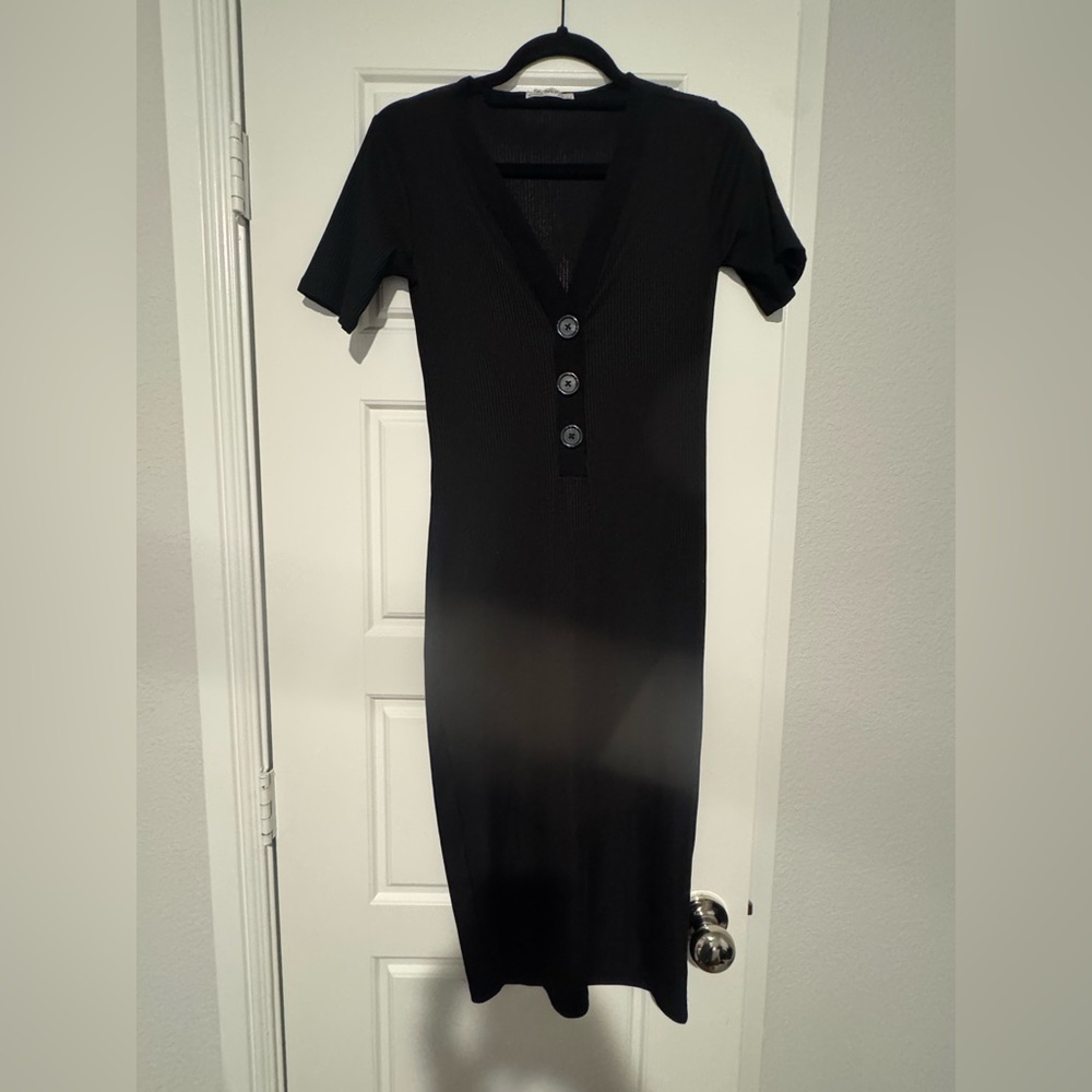 Zara Black Buttoned Bodycon Midi Dress